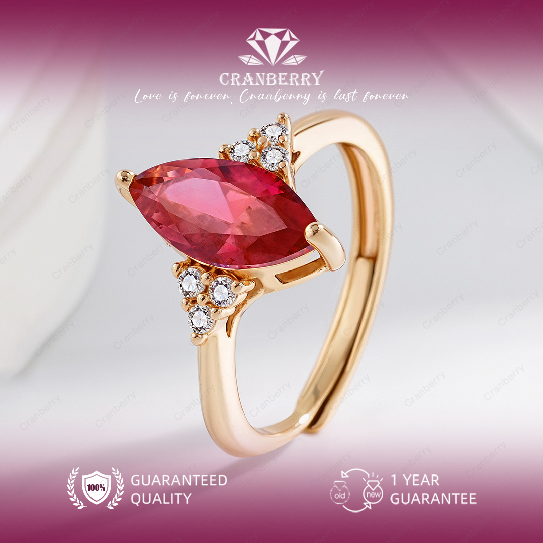 Navette Ruby Ring - R131 CG